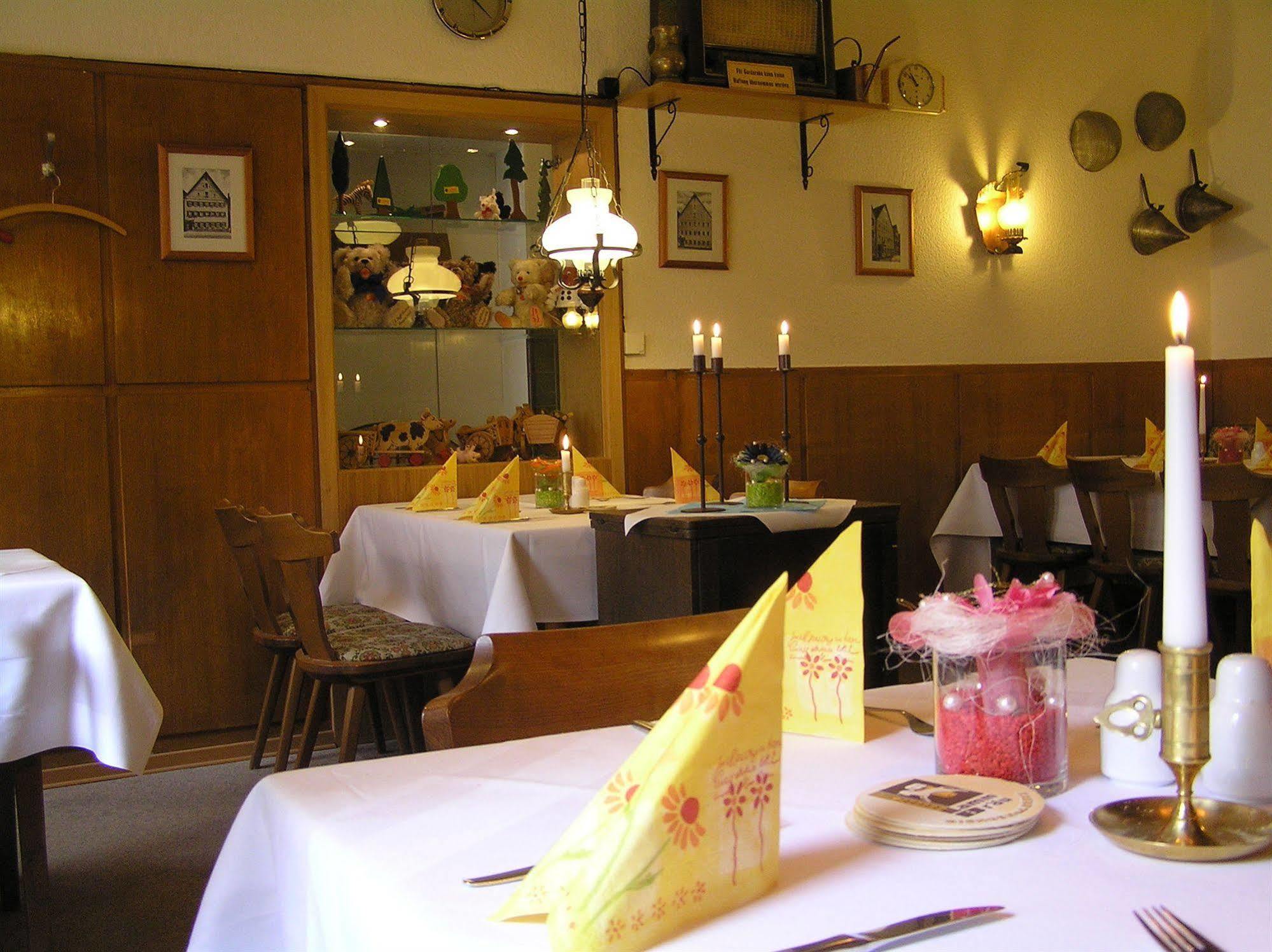 Hotel Und Restaurant Lamm Giengen an der Brenz Εξωτερικό φωτογραφία