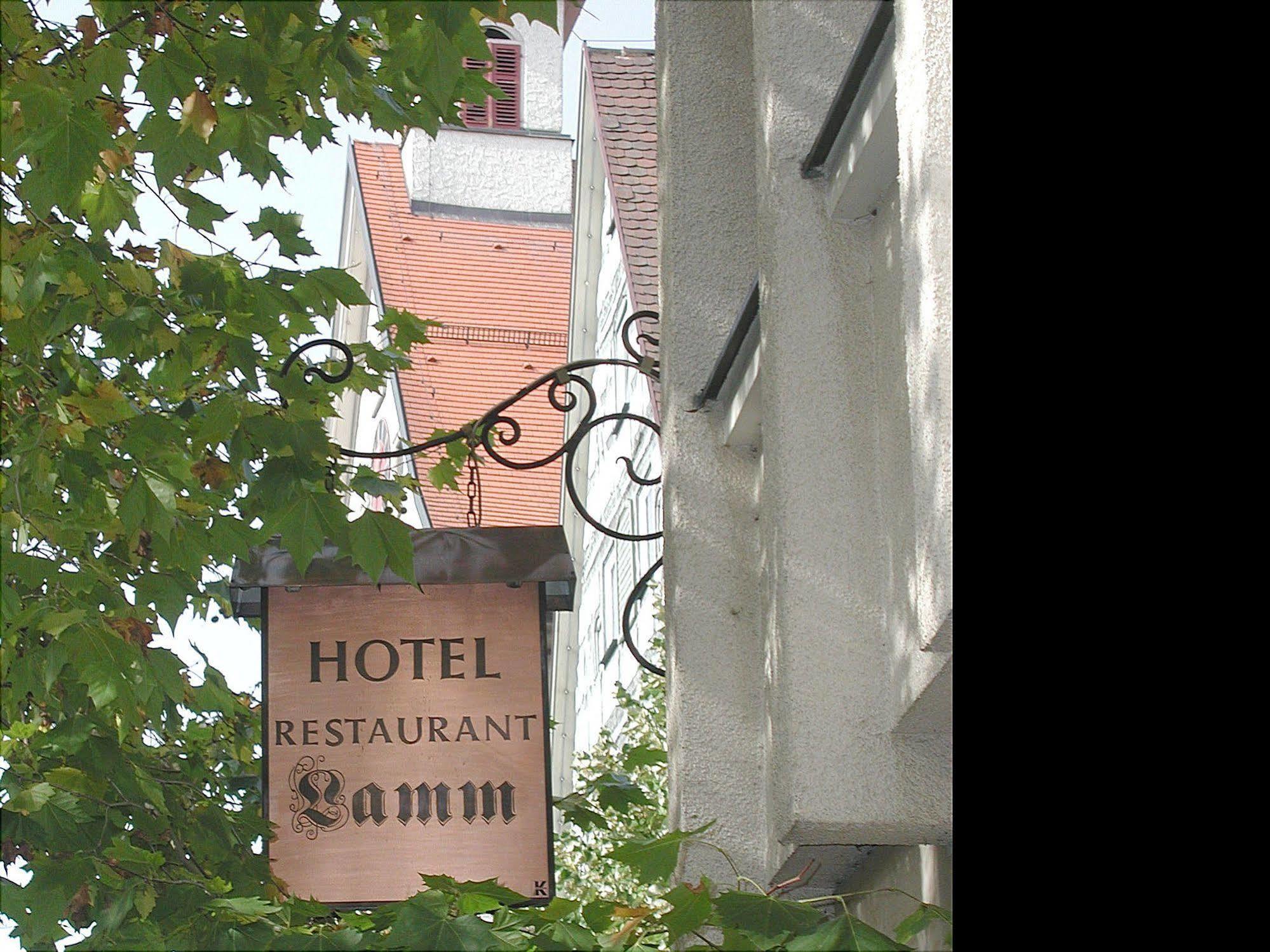 Hotel Und Restaurant Lamm Giengen an der Brenz Εξωτερικό φωτογραφία