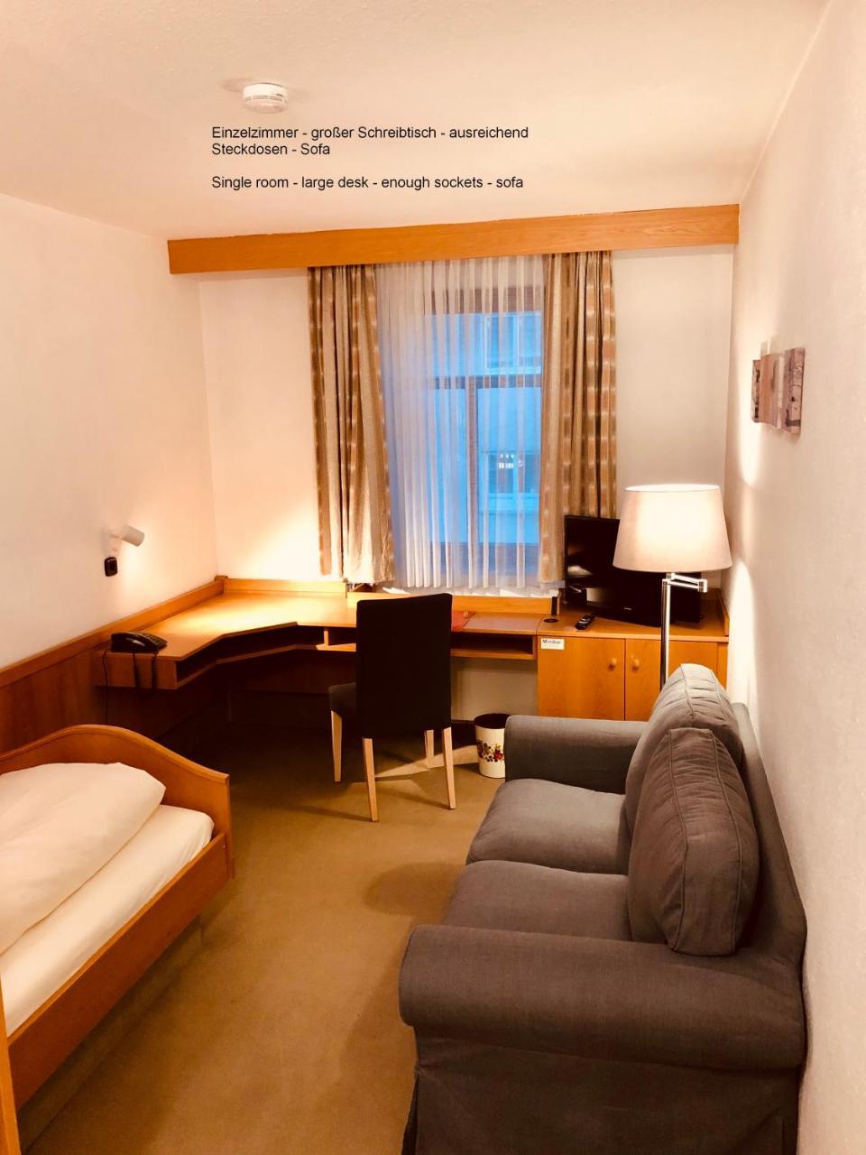 Hotel Und Restaurant Lamm Giengen an der Brenz Εξωτερικό φωτογραφία