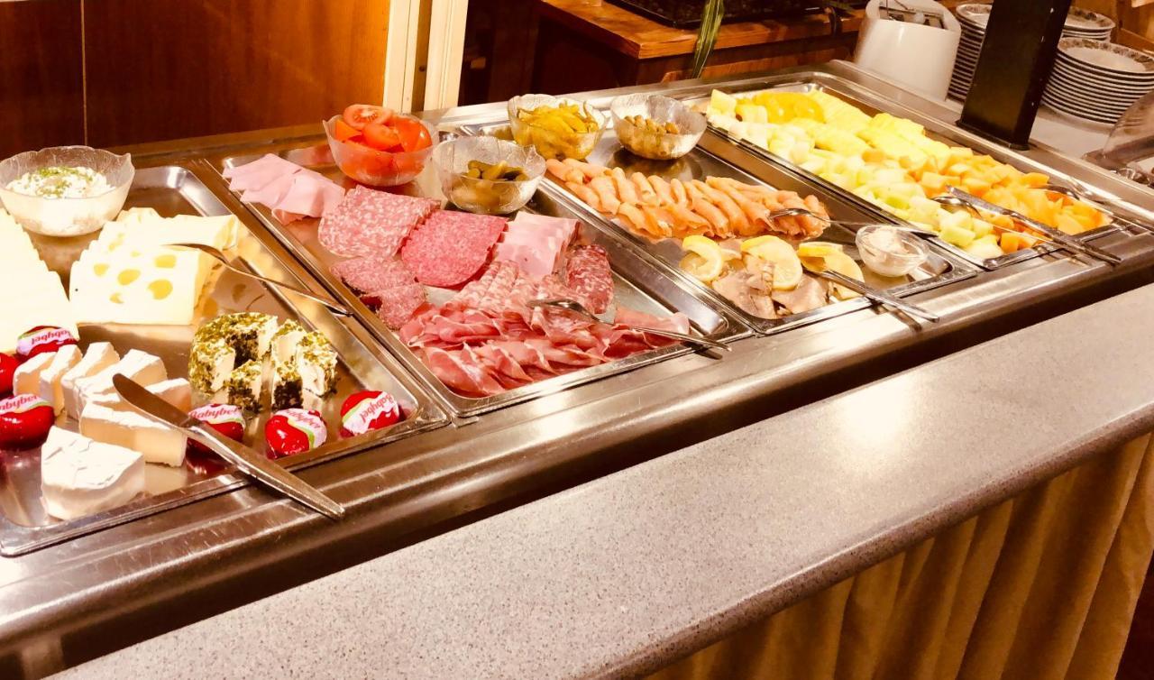 Hotel Und Restaurant Lamm Giengen an der Brenz Εξωτερικό φωτογραφία